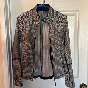 Lululemon fitted zip up jacket